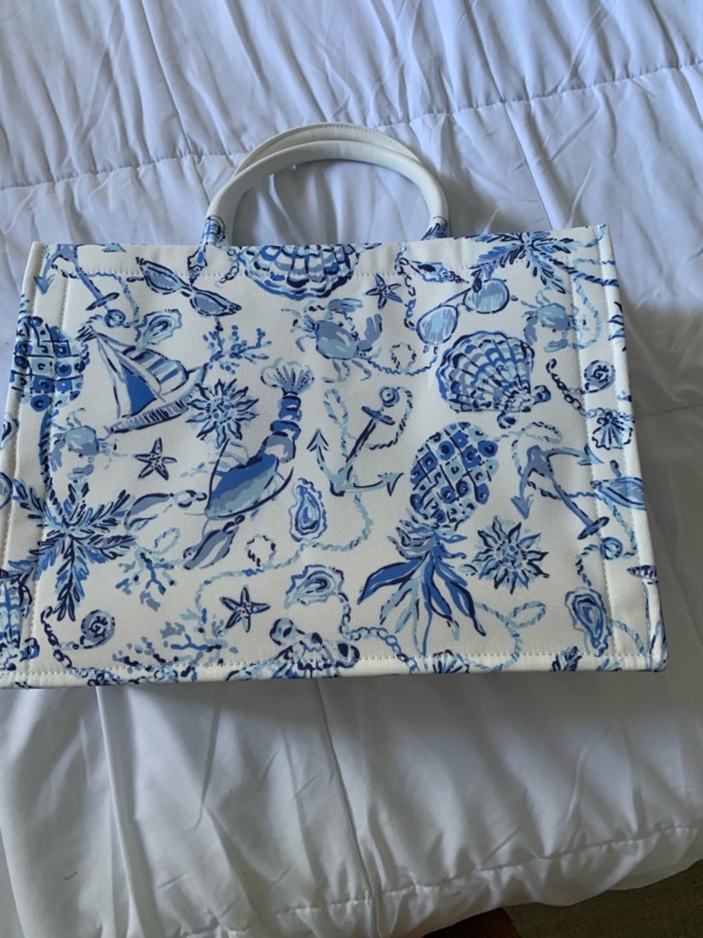 NWT Lilly Pulitzer Adair Tote Bag - Picture 2 of 7